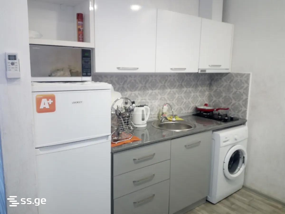 Takaishvili Street 3 - 3 rooms