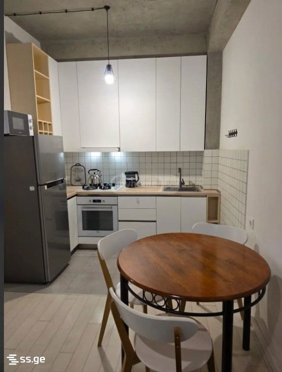 navtlugi st. 10 - 2 rooms