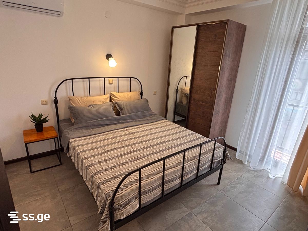 Andria Pirveltsodebuli highway 15 - 2 rooms