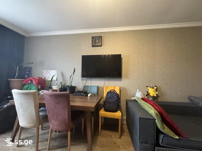 airport settlement 13 - 3 rooms