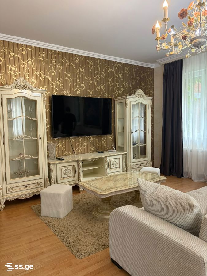 Politkovskaya St (jikia st.) 3 - 3 rooms