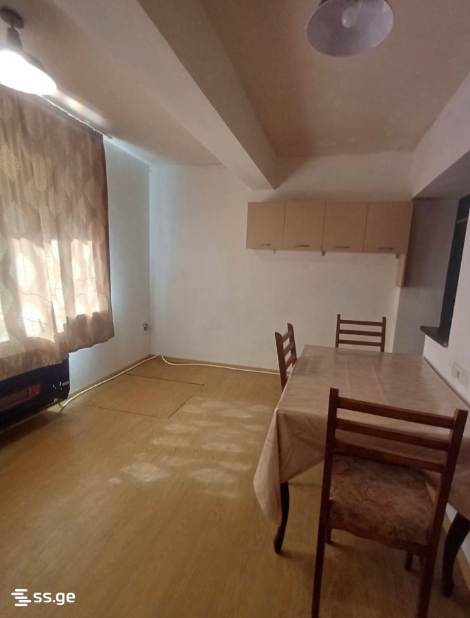 4 - 5 rooms