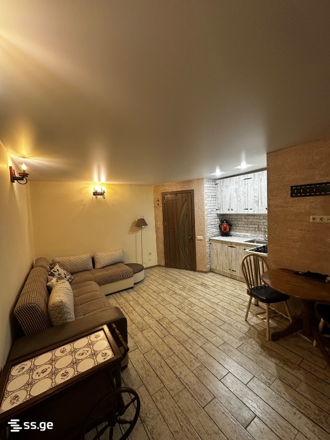 bakhtrioni st. 13 - 2 rooms