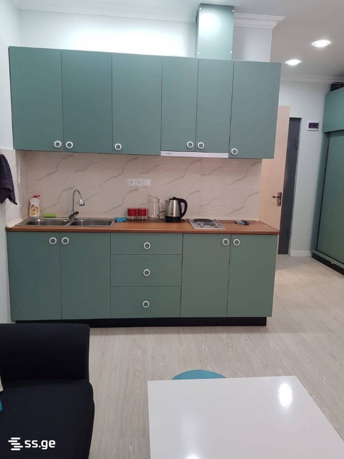 86 - 1 rooms
