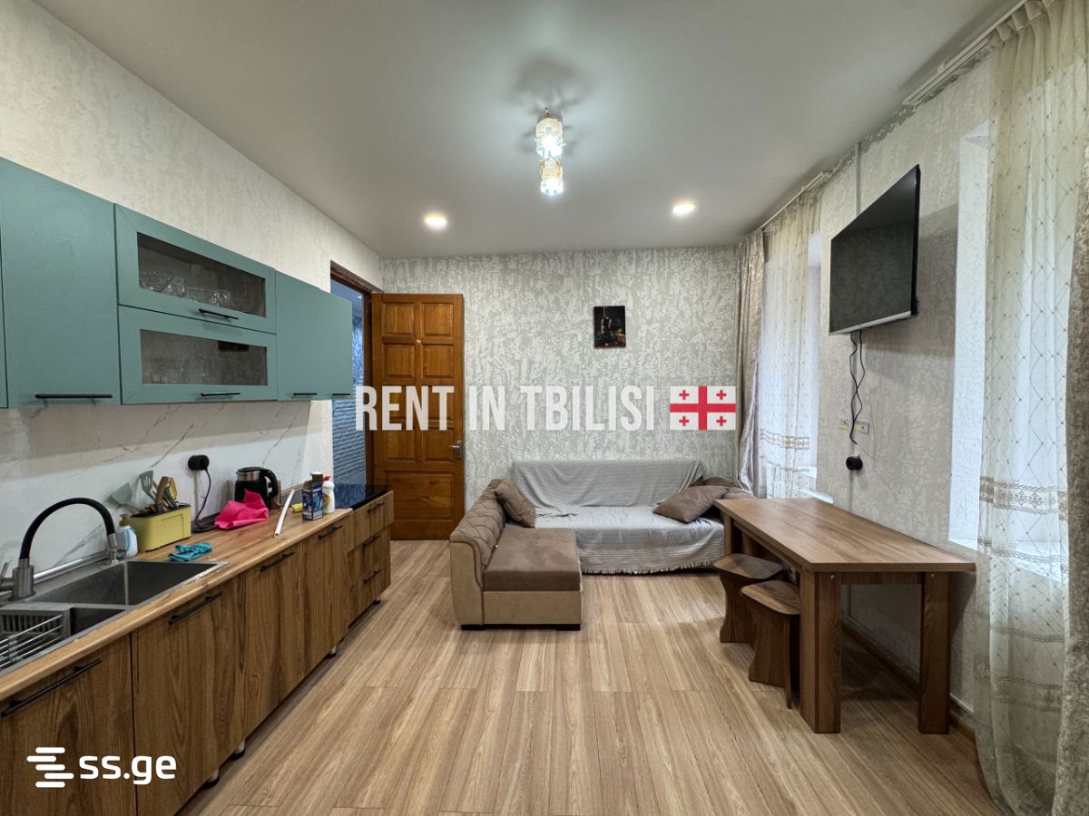 machabeli st. 11 - 2 rooms