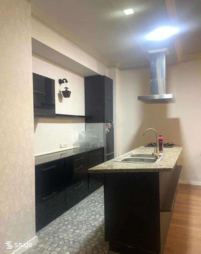 Ts. Dadiani st. (nadzaladevi) 1 - 3 rooms