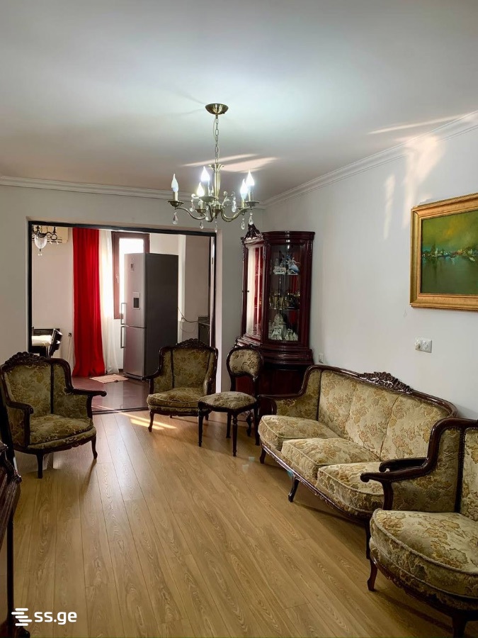 K. Gamsakhurdia st. 40 - 3 rooms
