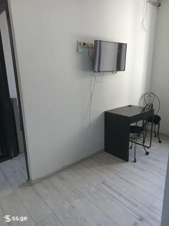 navtlugi st. 33 - 2 rooms