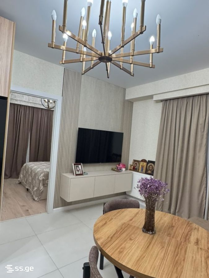 a.wereTlis avenue 117 - 2 rooms