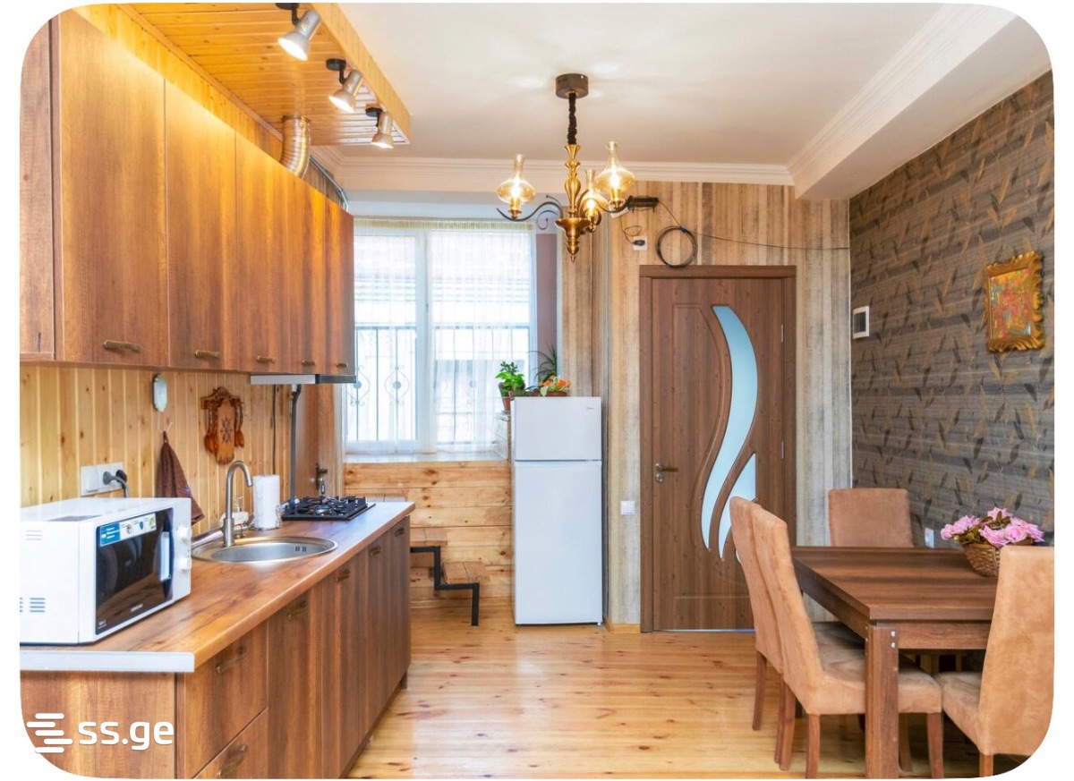tkviavi st. 9 - 3 rooms
