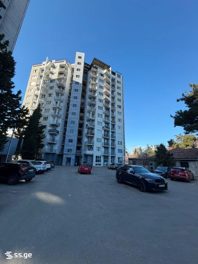 G. Guramishvili st. 3 - 3 rooms