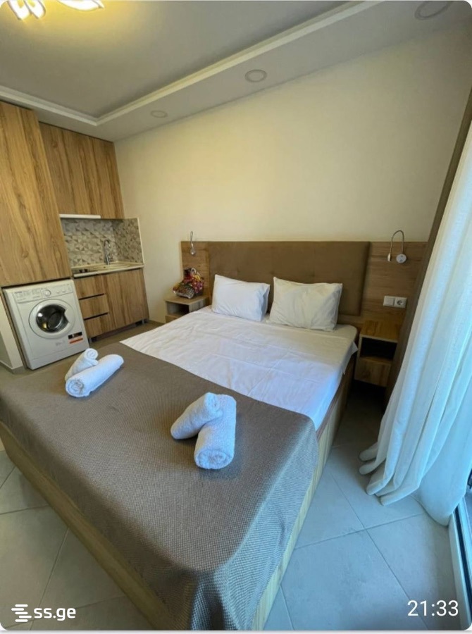 R. Nizharadze st. 18 - 1 rooms