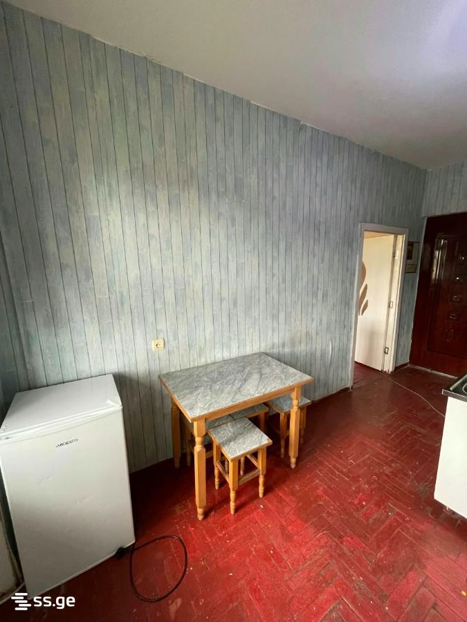 111 - 1 rooms