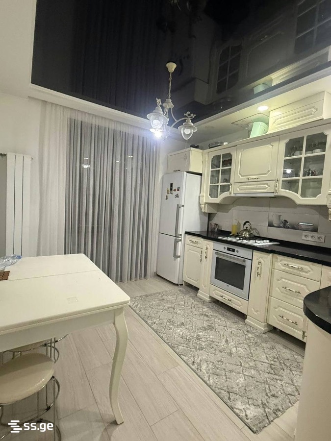 72 - 3 rooms