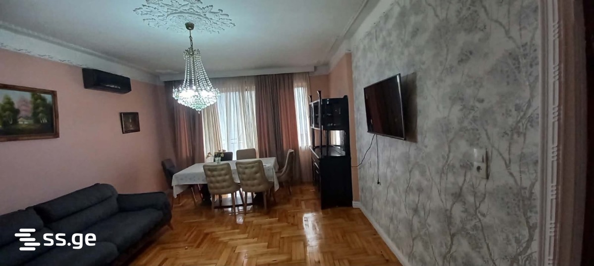 35 - 4 rooms