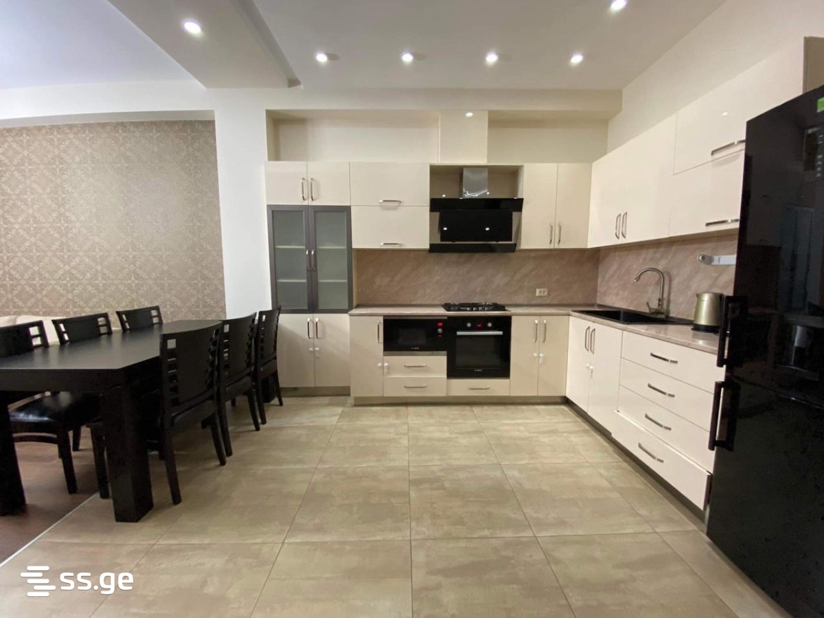 Z. Gorgiladze Street 88 - 3 rooms