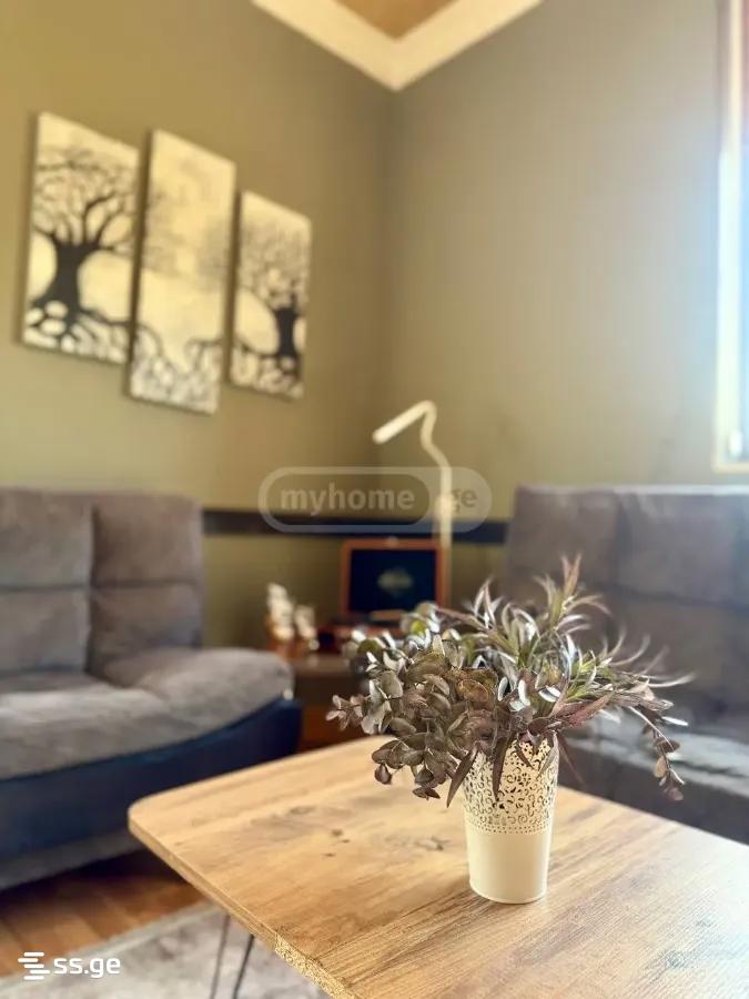 Marjory Wardrop Street 1 - 2 rooms