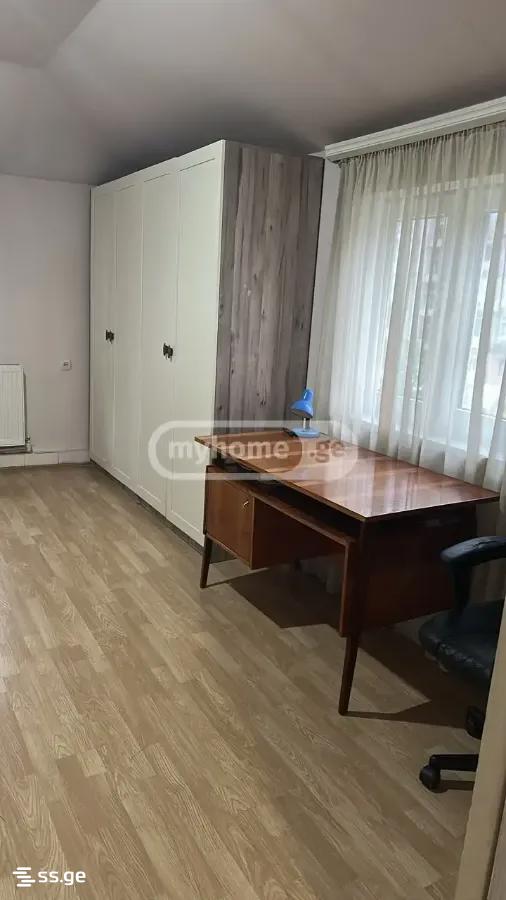 tuskia st. 44 - 2 rooms
