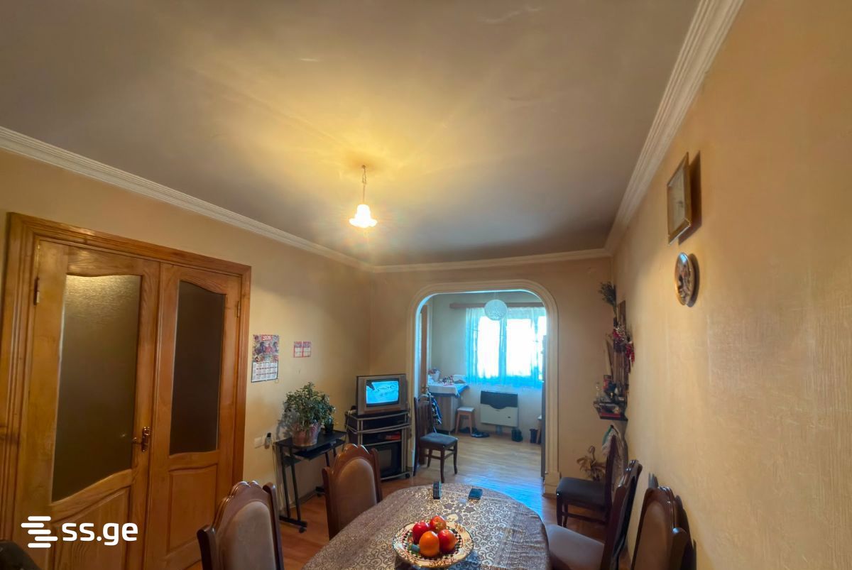 VI Microdistrict  - Gldani h - 3 rooms