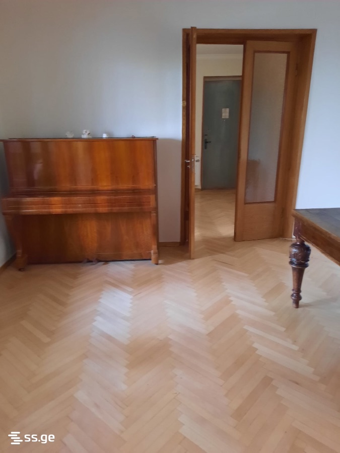 III Microdistrict - Gldani  1 - 4 rooms