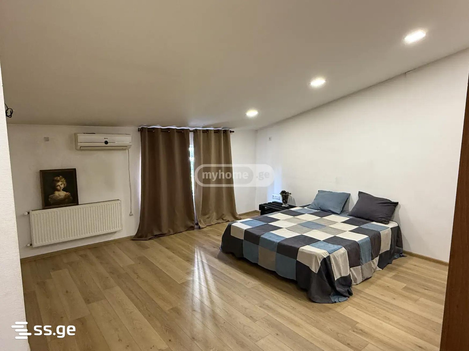 I.Gamrekeli st. - 5 rooms