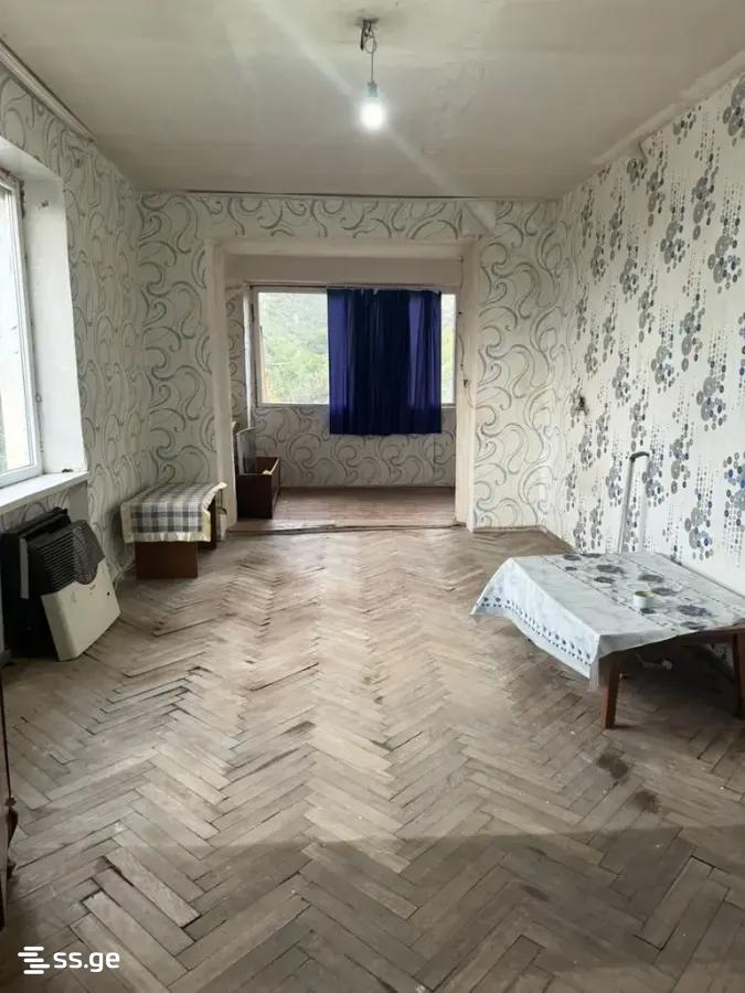 gorgasali st. 1 - 3 rooms