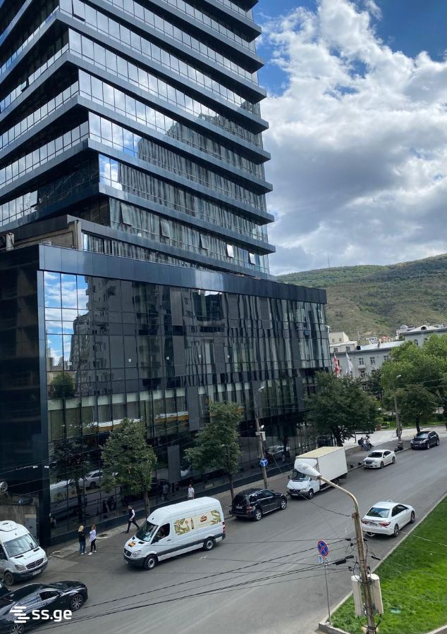 i. chavchavadze avenue --- - 3 rooms