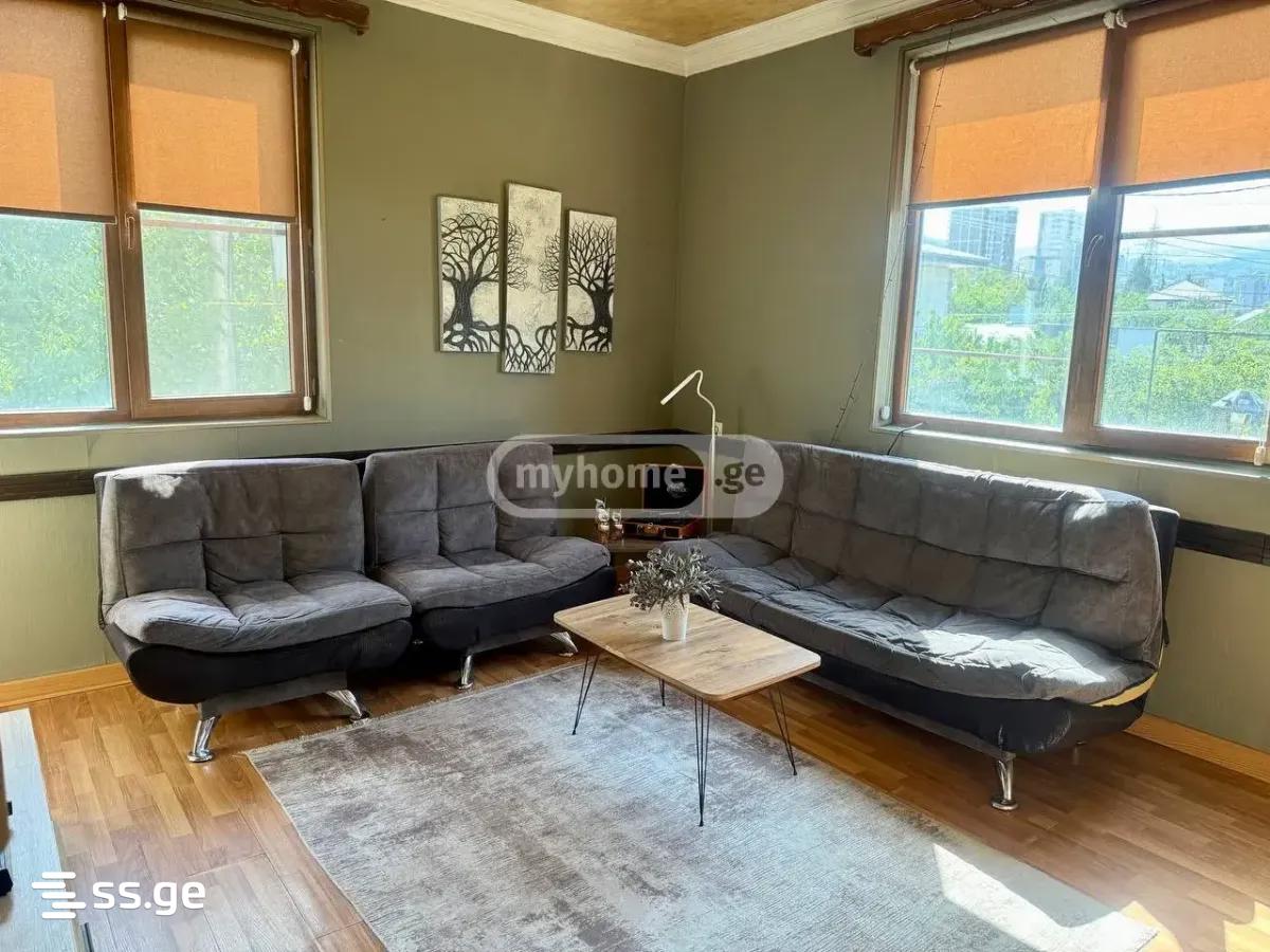 Marjory Wardrop Street 1 - 2 rooms