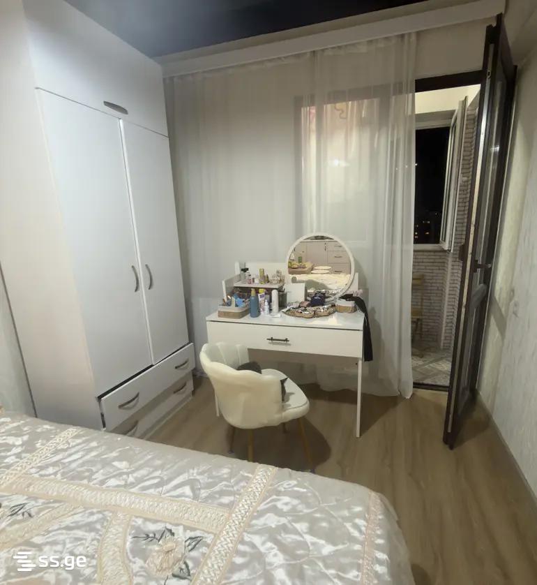 1 - 1 rooms