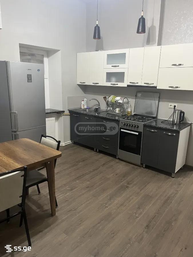 jambuli st. 3 - 3 rooms