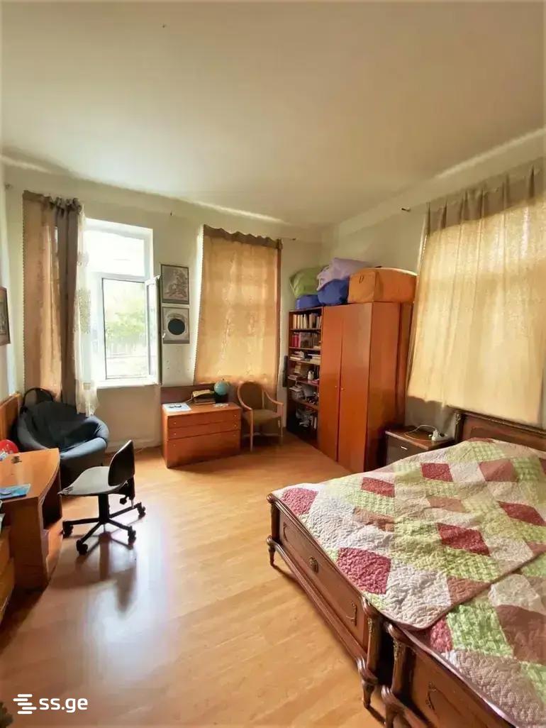 t. nadareishvili st. 0 - 5 rooms