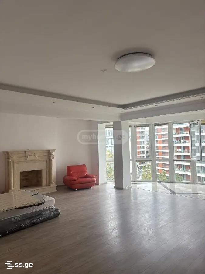 Ilia Chavchavadze I lane - 8 rooms