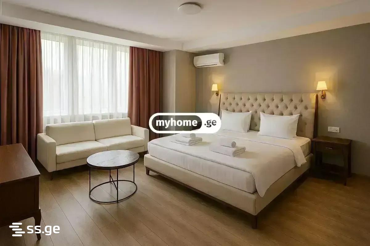 freedom square - 14 rooms