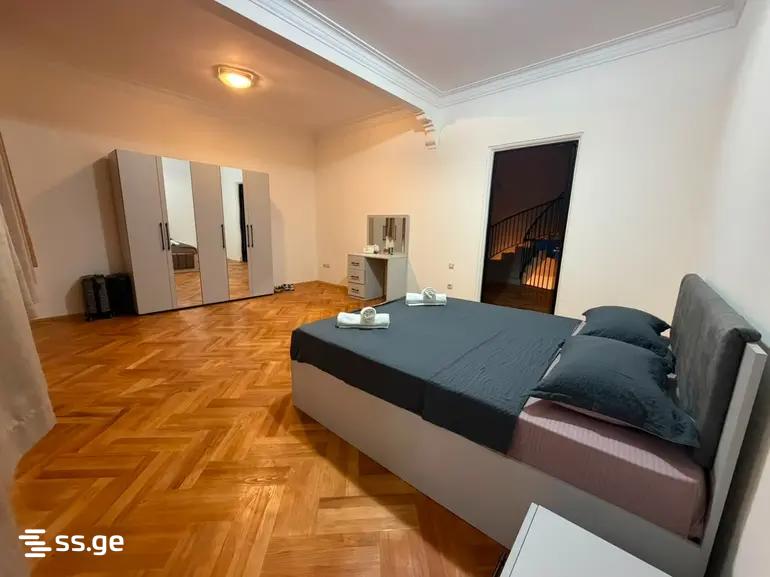 G.Chokheli st. - 7 rooms