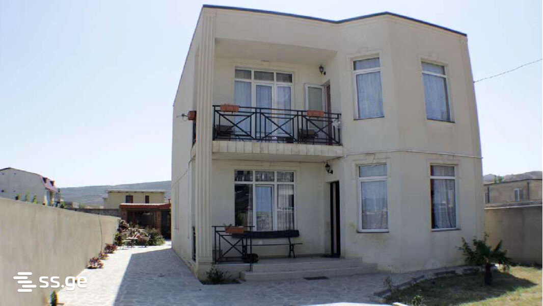 agmashenebeli alley - 7 rooms