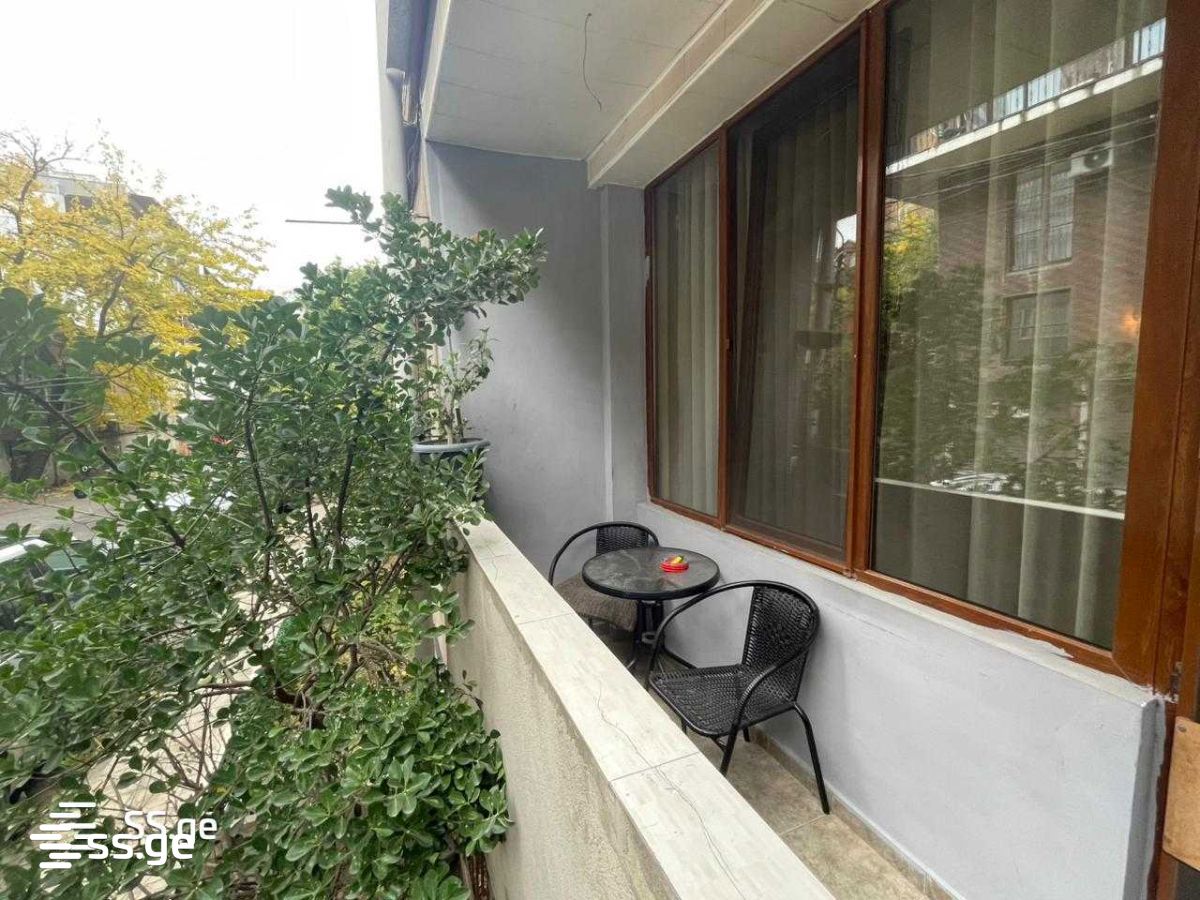 t. tabidze st. 39 - 3 rooms