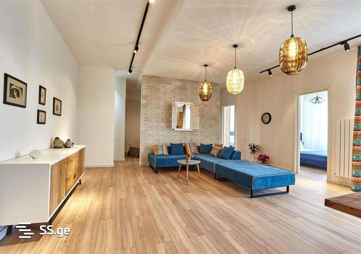 Vezirovi st. - 4 rooms
