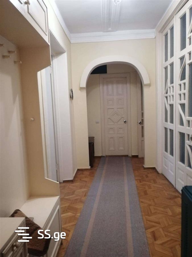 Sh. Rustaveli Ave. 41 - 4 rooms