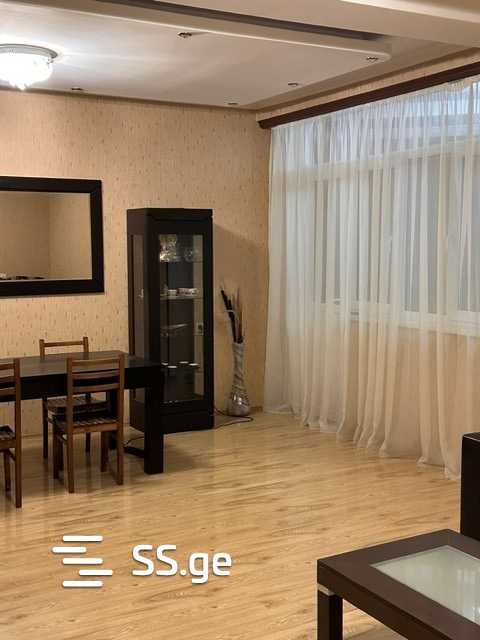 kutaisi st. 10 - 5 rooms
