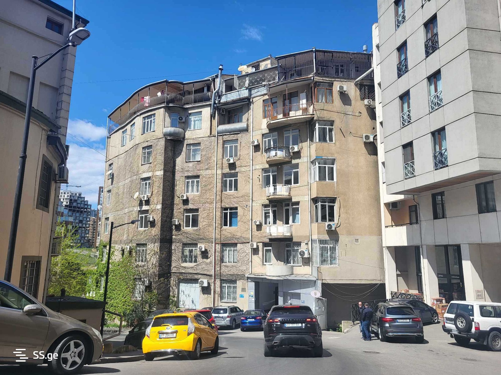 nino ramishvili st. 31 - 5 rooms