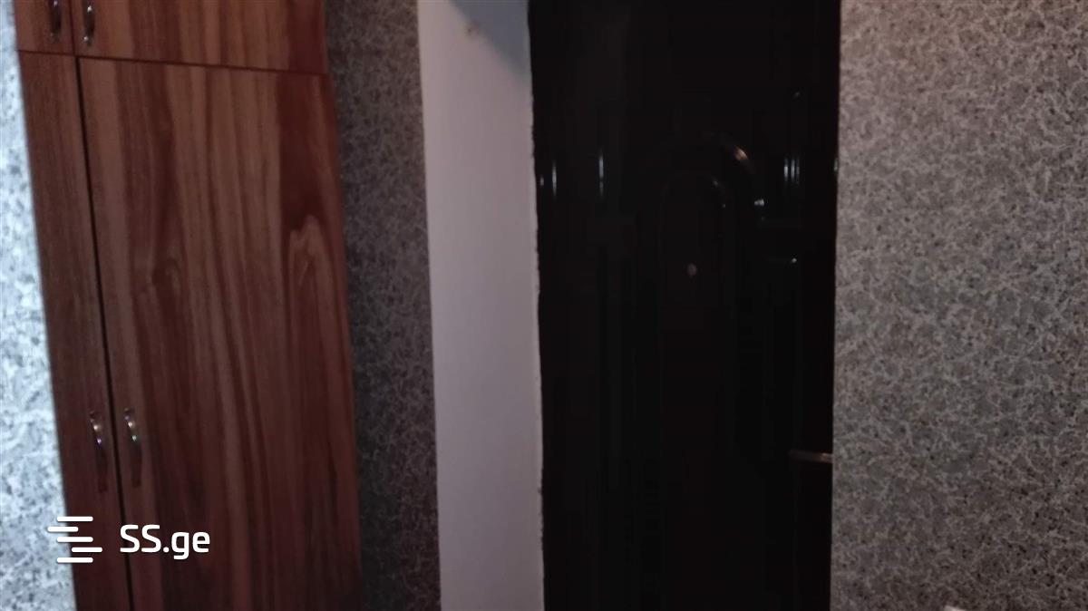 Gamskhurdia st. 20 - 1 rooms