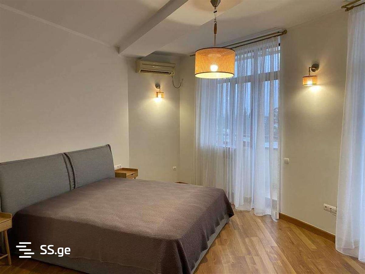 niagvari st. - 4 rooms