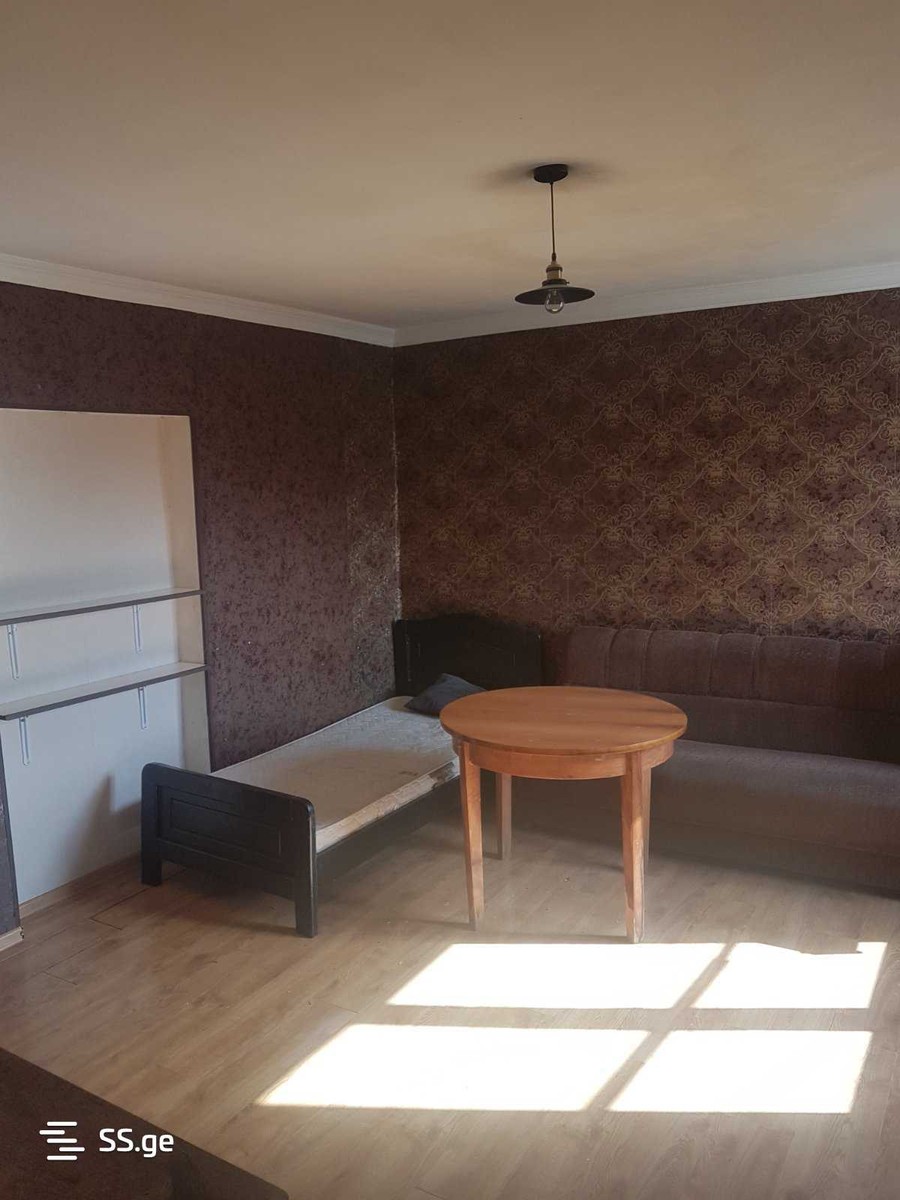 kondoli st. 8 - 1 rooms