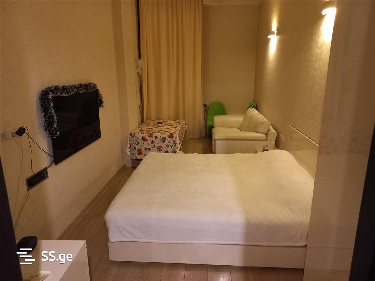 i. chavchavadze avenue 37ბ - 1 rooms