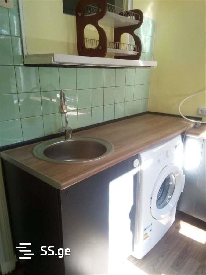 1 - 2 rooms