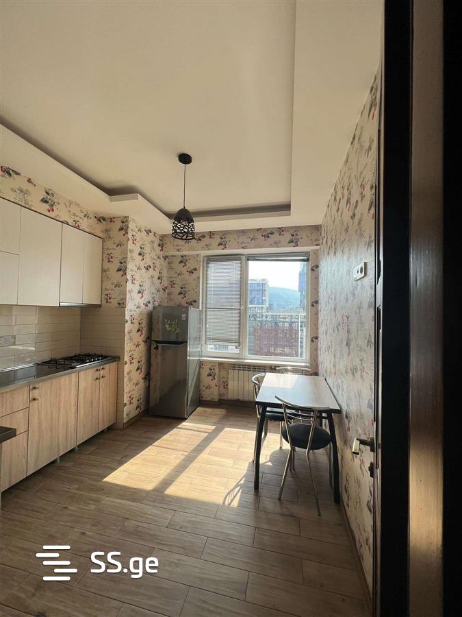 Квартира pekini st.