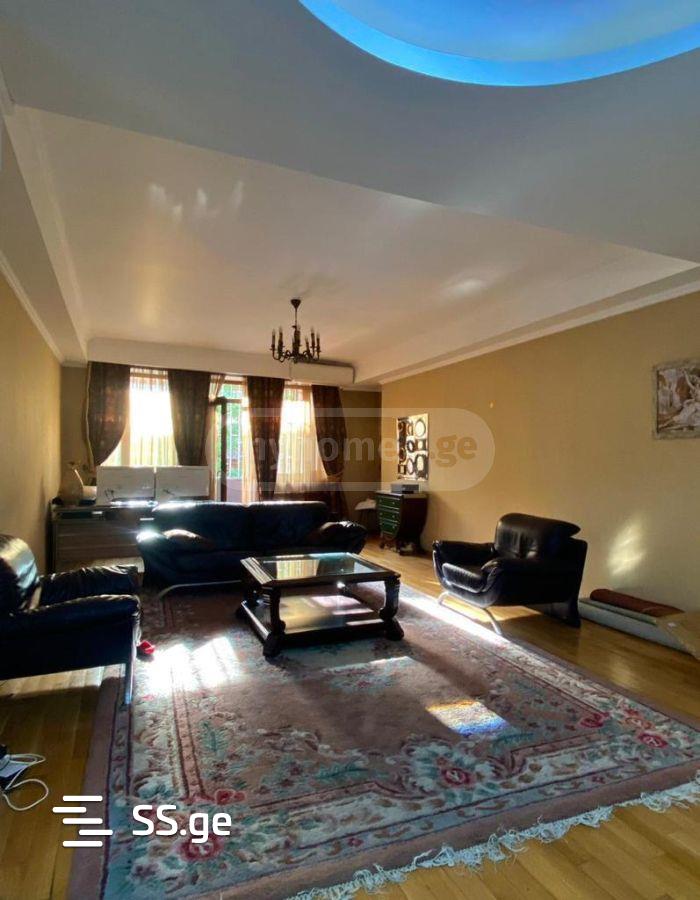 janashia st. - 8 rooms