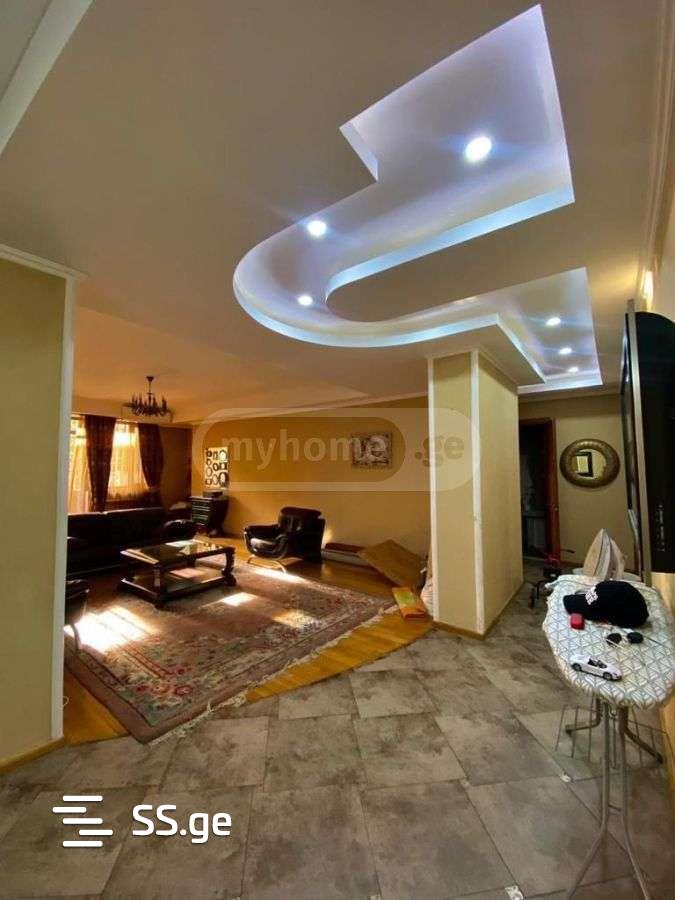 janashia st. - 8 rooms