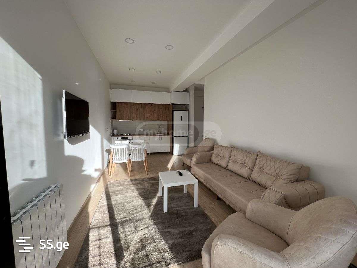 Lekh Kachinski st. 1 - 3 rooms