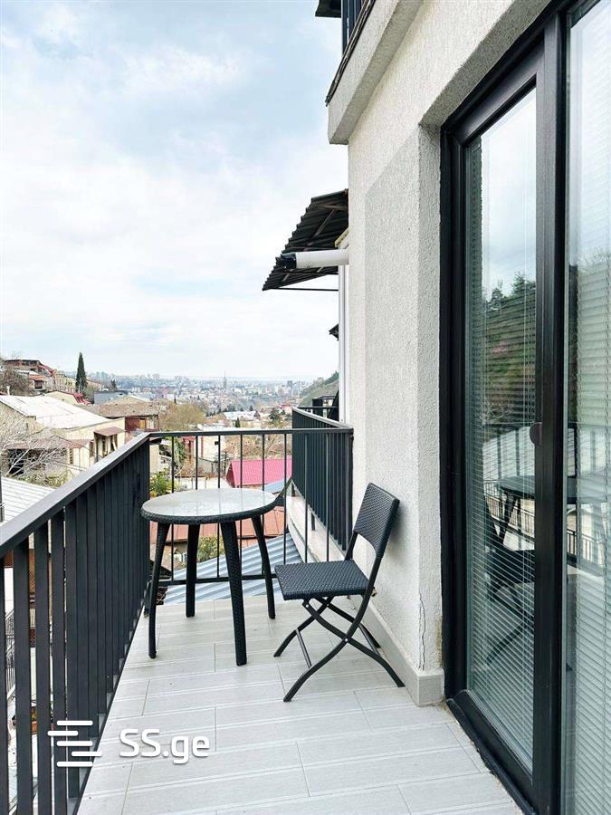 shindisi st. - 2 rooms